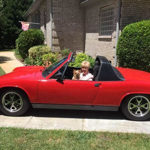 Meet your Posher, Deborah